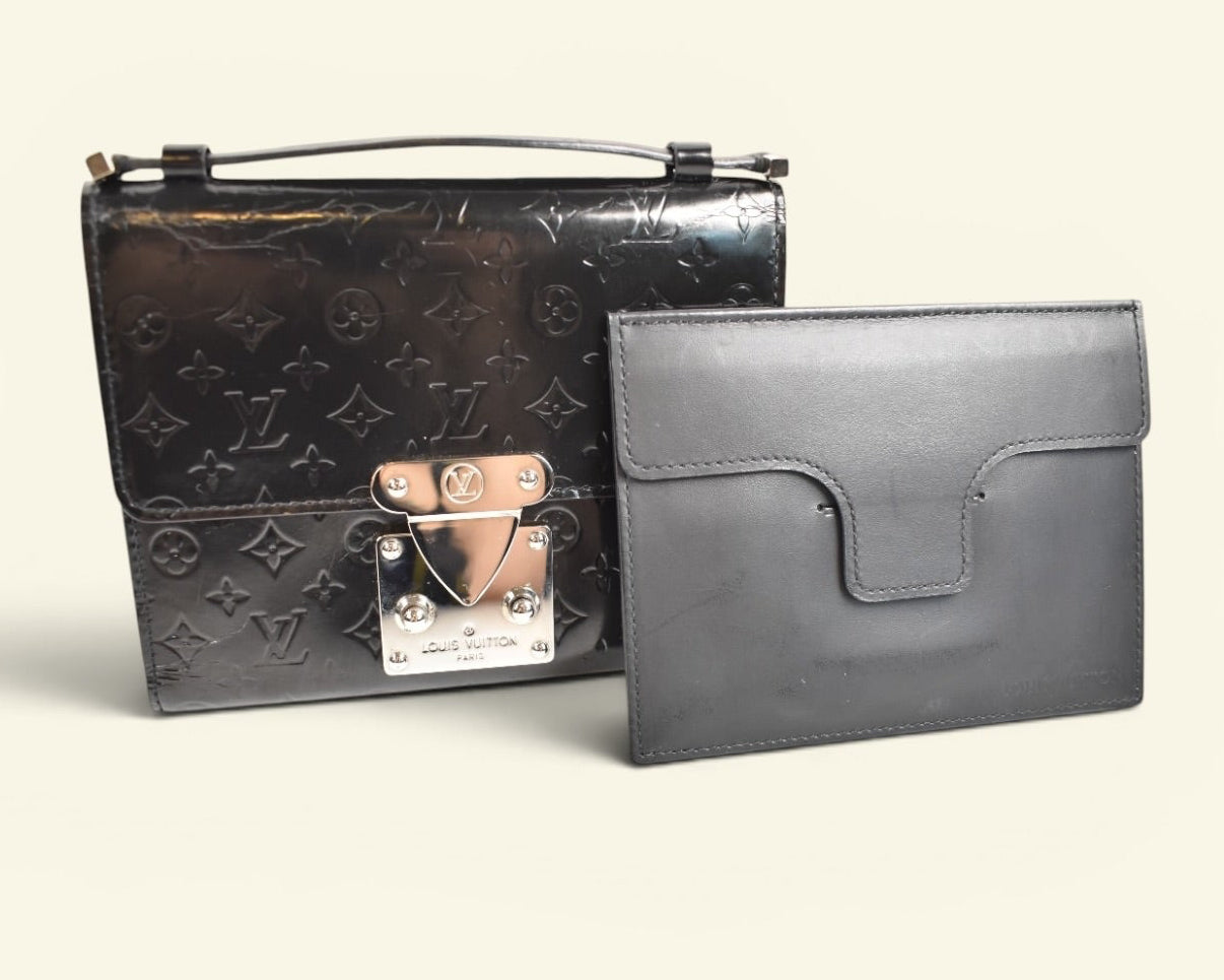 Louis Vuitton Passport Clutch