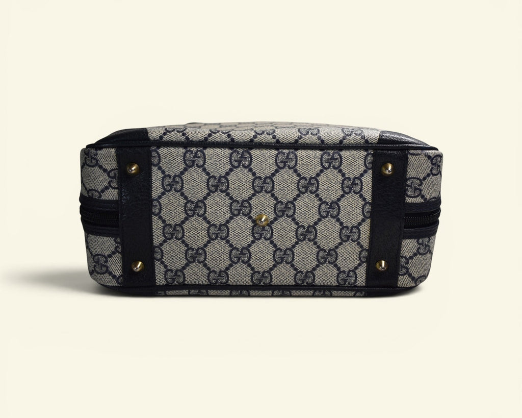 Vintage Gucci Navy Cutie