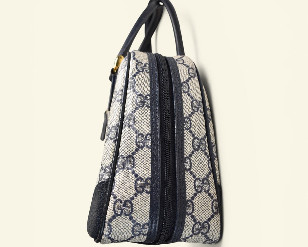 Vintage Gucci Navy Cutie