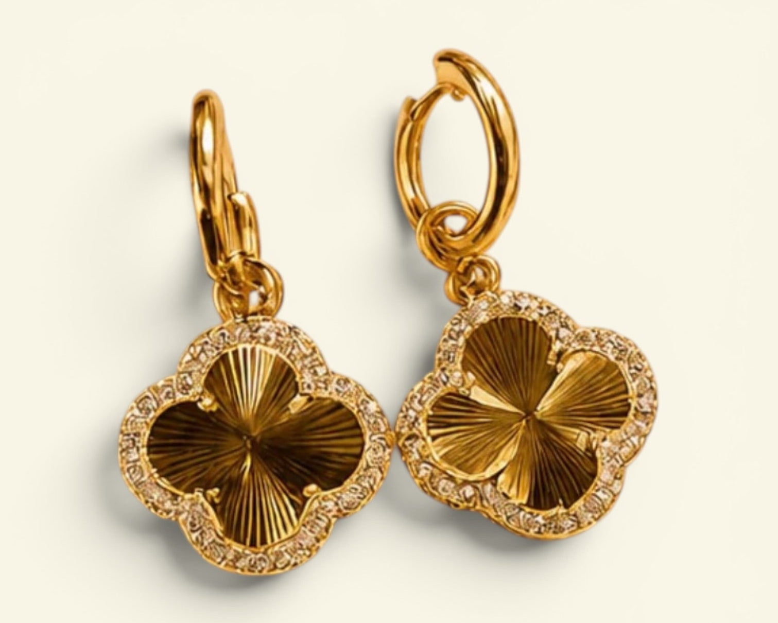 Clover dangle earrings